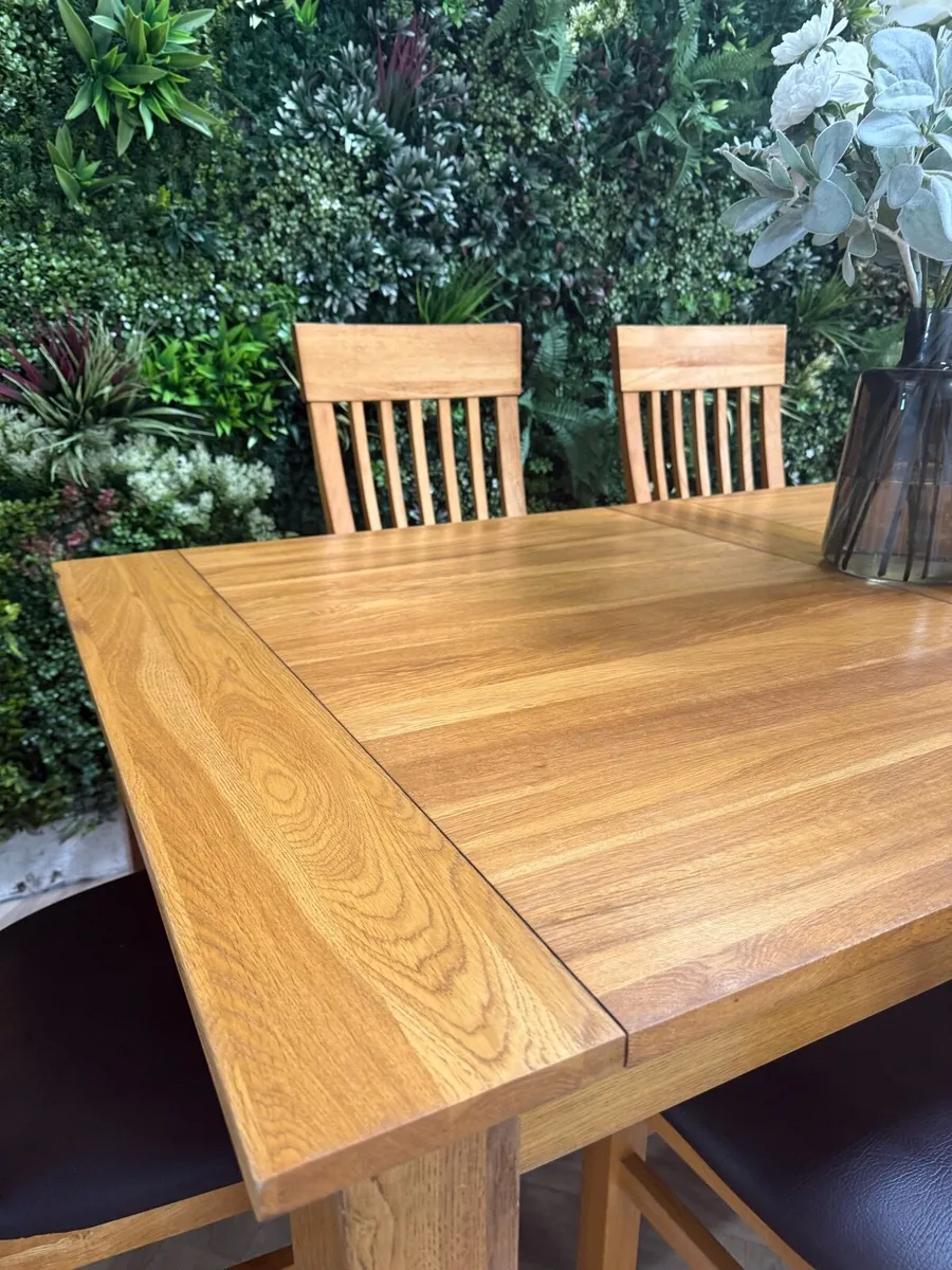 Oak kitchen table & 6 chairs/dining set - Image 4