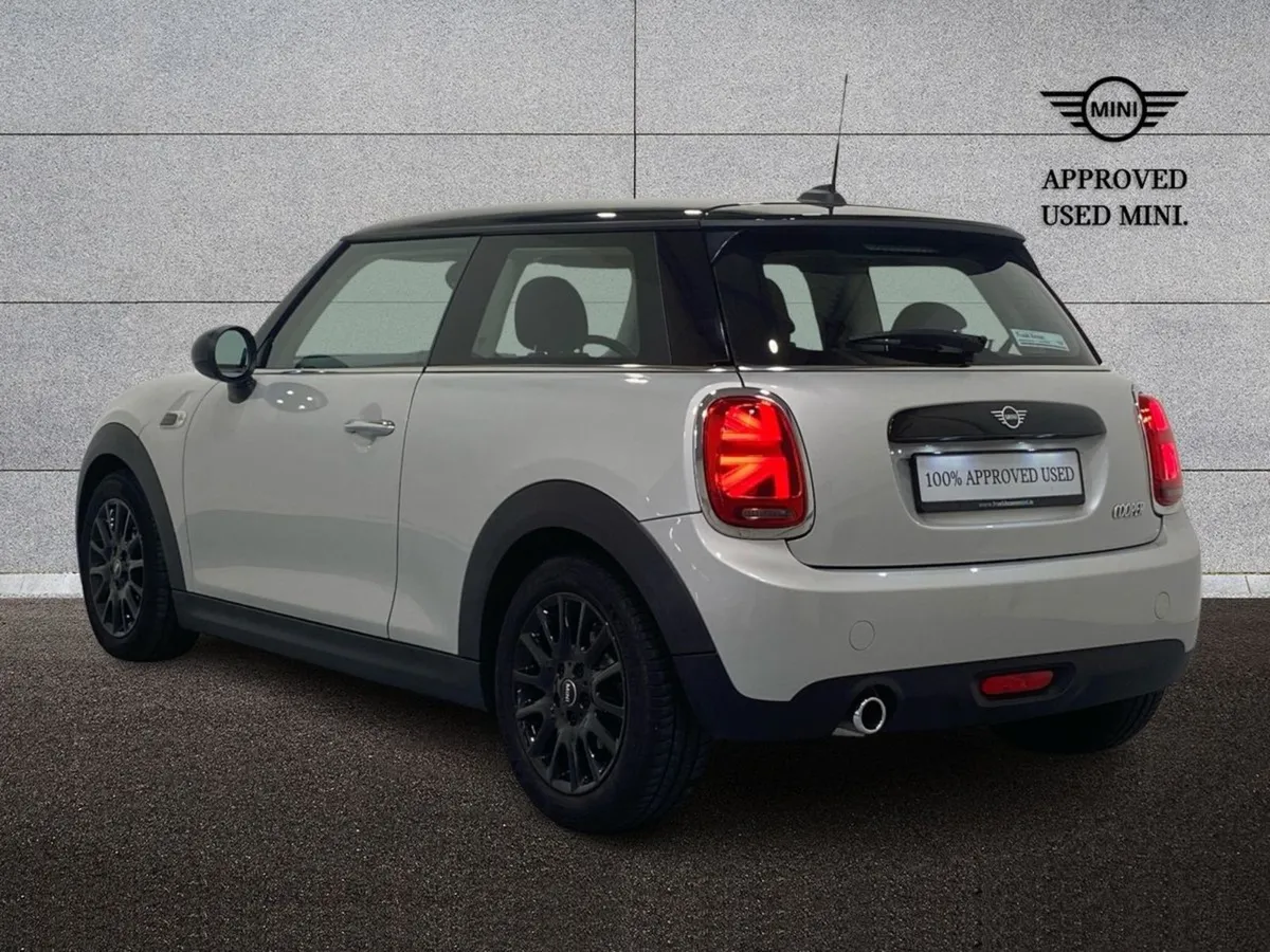 MINI Cooper Cooper Classic - Image 3