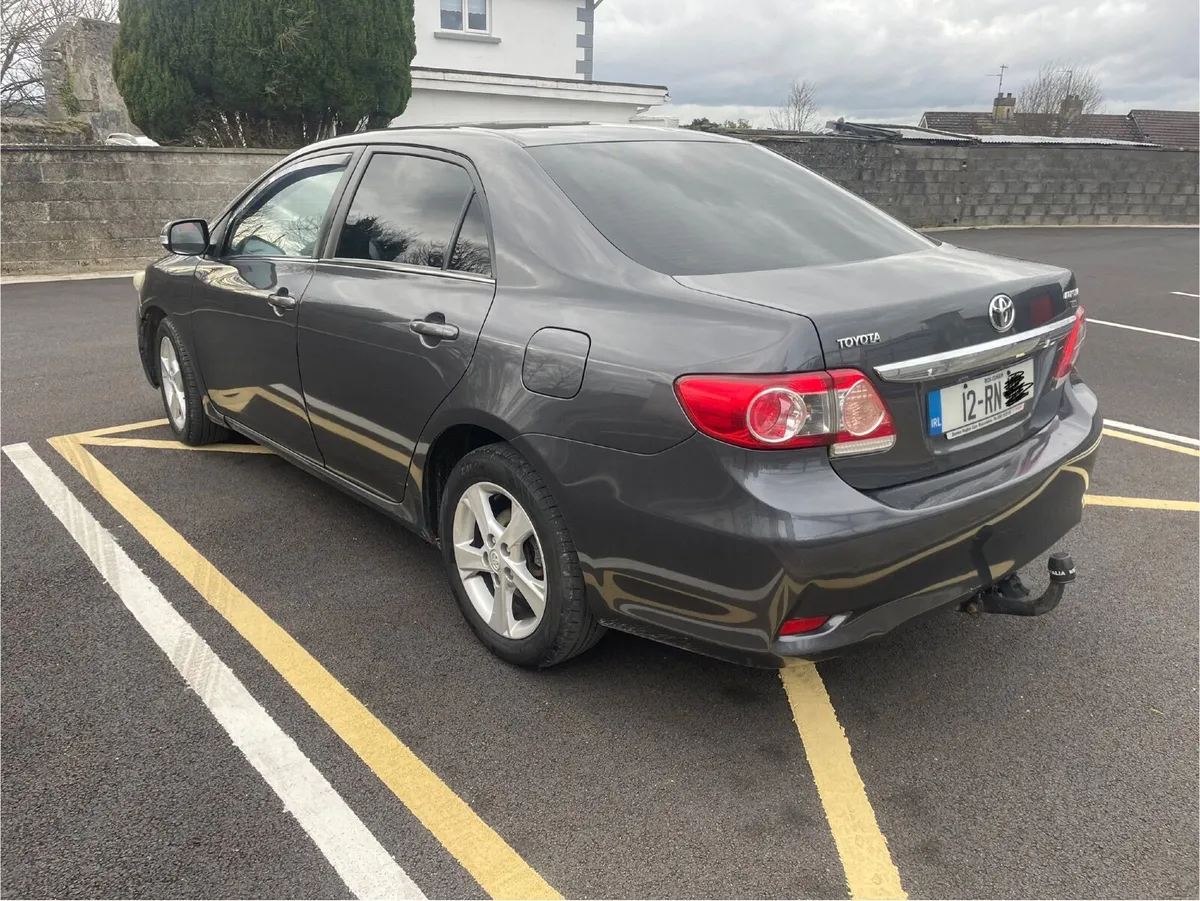 Toyota Corolla 2012 - Image 3