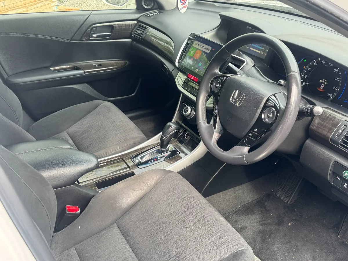 2015 Honda Accord 2.0 Hybrid - Image 4