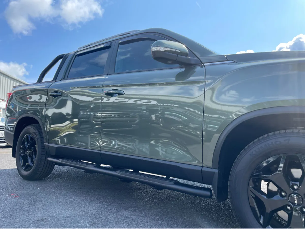 SsangYong Musso 2.2 PICK UP CUSTOM EDITION 5 SEATE - Image 4