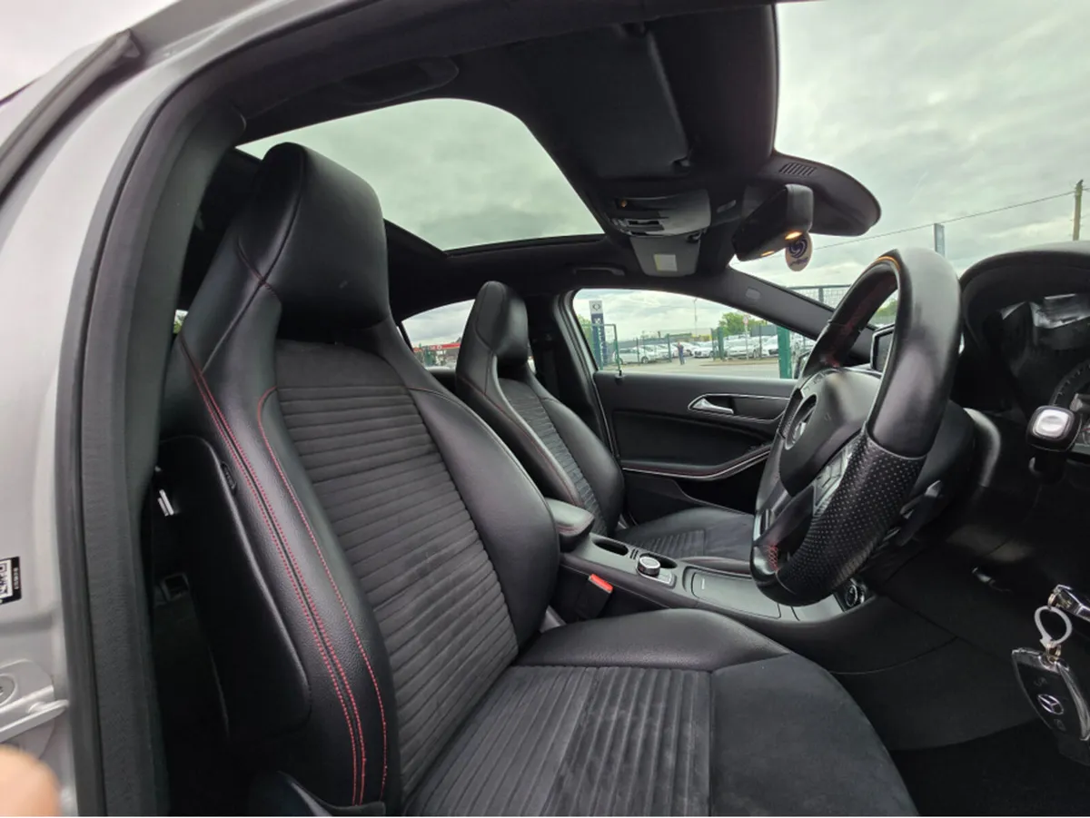 Mercedes-Benz A-Class ( 132 REG ) FULL PAN ROOF - - Image 3