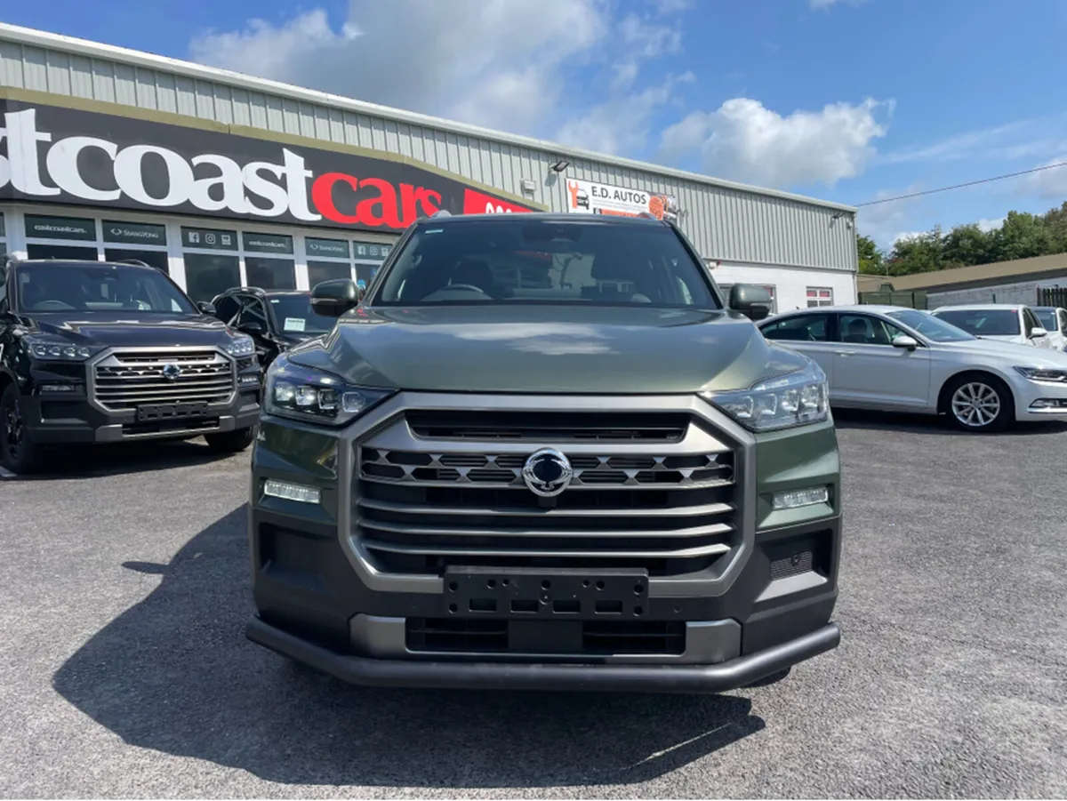SsangYong Musso 2.2 PICK UP CUSTOM 5 SEATER COMMER - Image 3