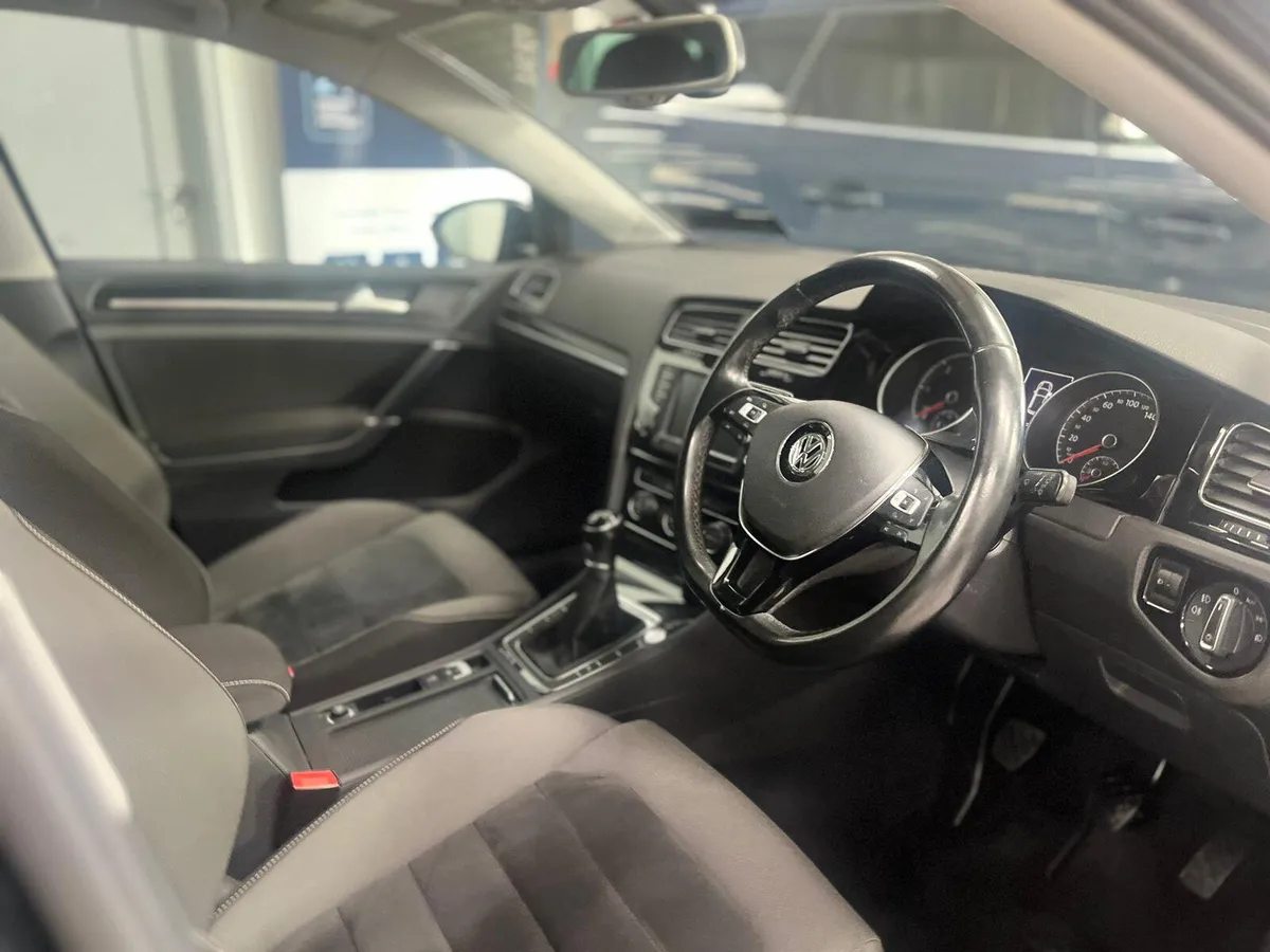 Volkswagen Golf 2016.  1.6TDI.  HIGHLINE - Image 4
