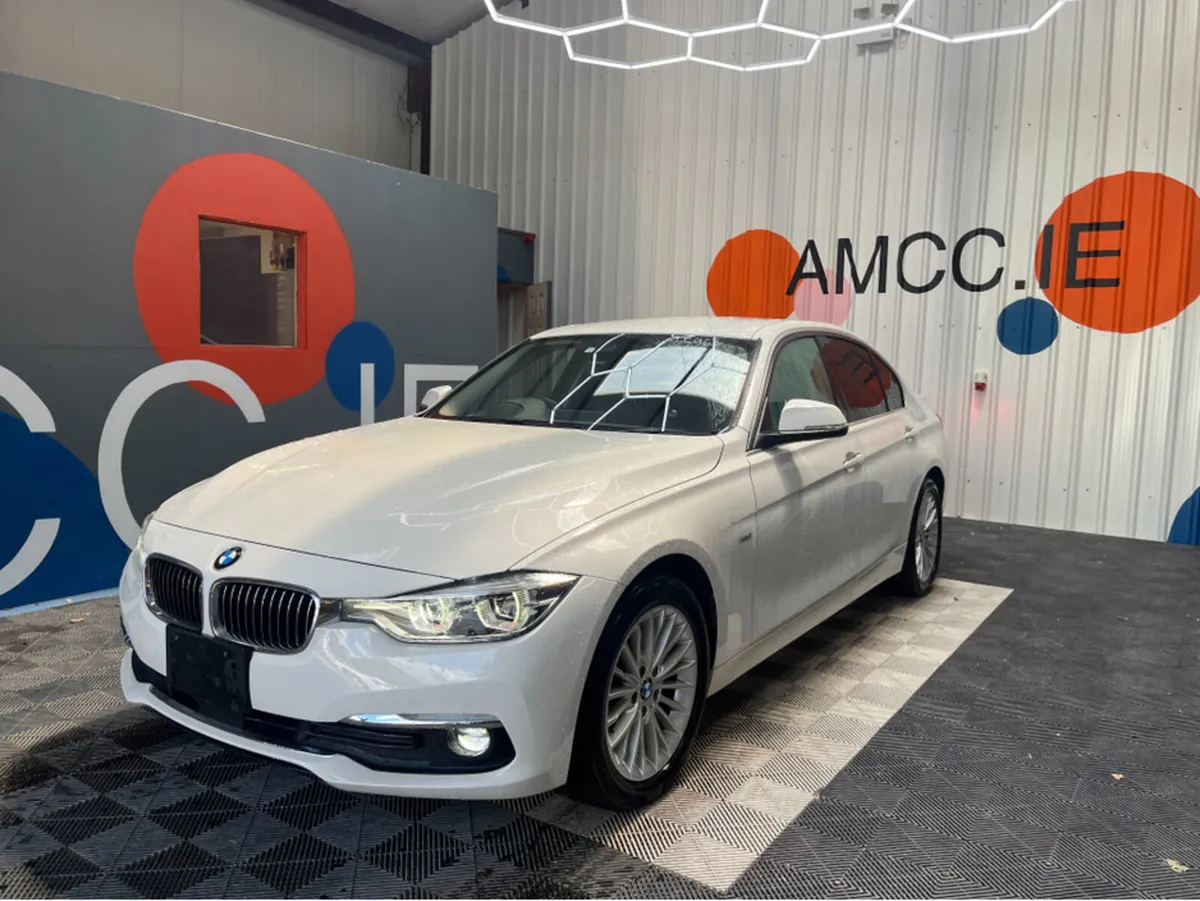 BMW 3-Series 320D LUXURY / 106k KMs / HEATED SEATS - Image 3