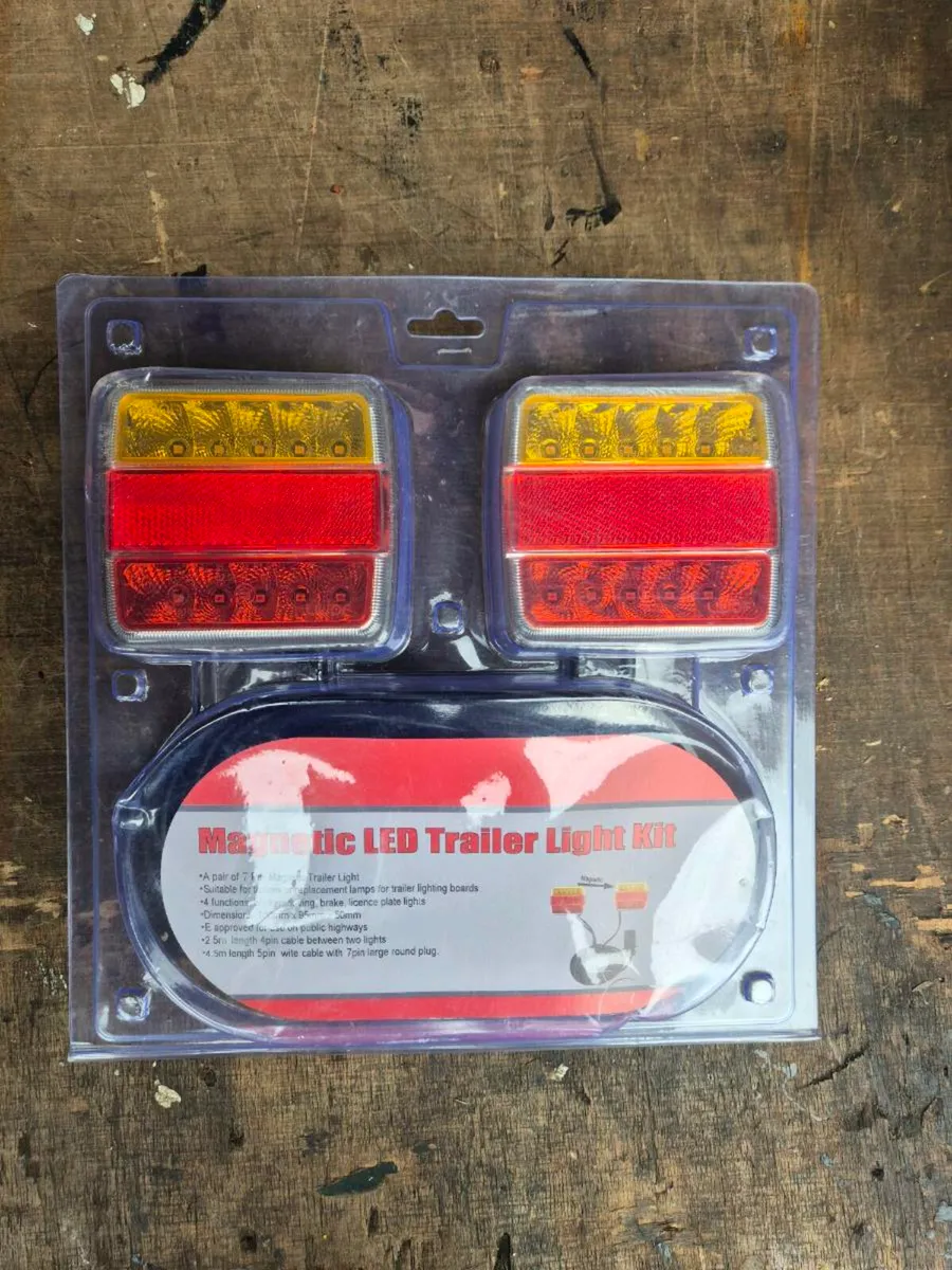 Trailer lights - Image 1