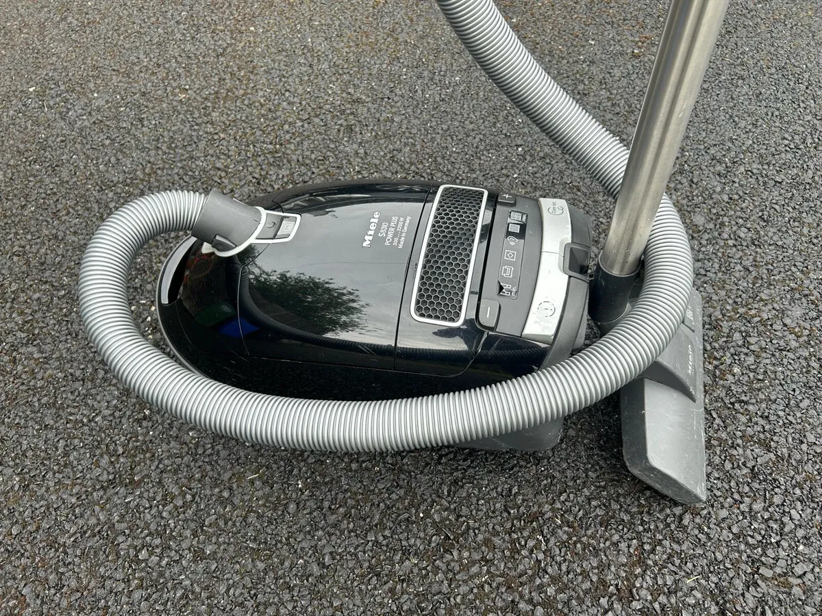 Miele hoover - Image 1