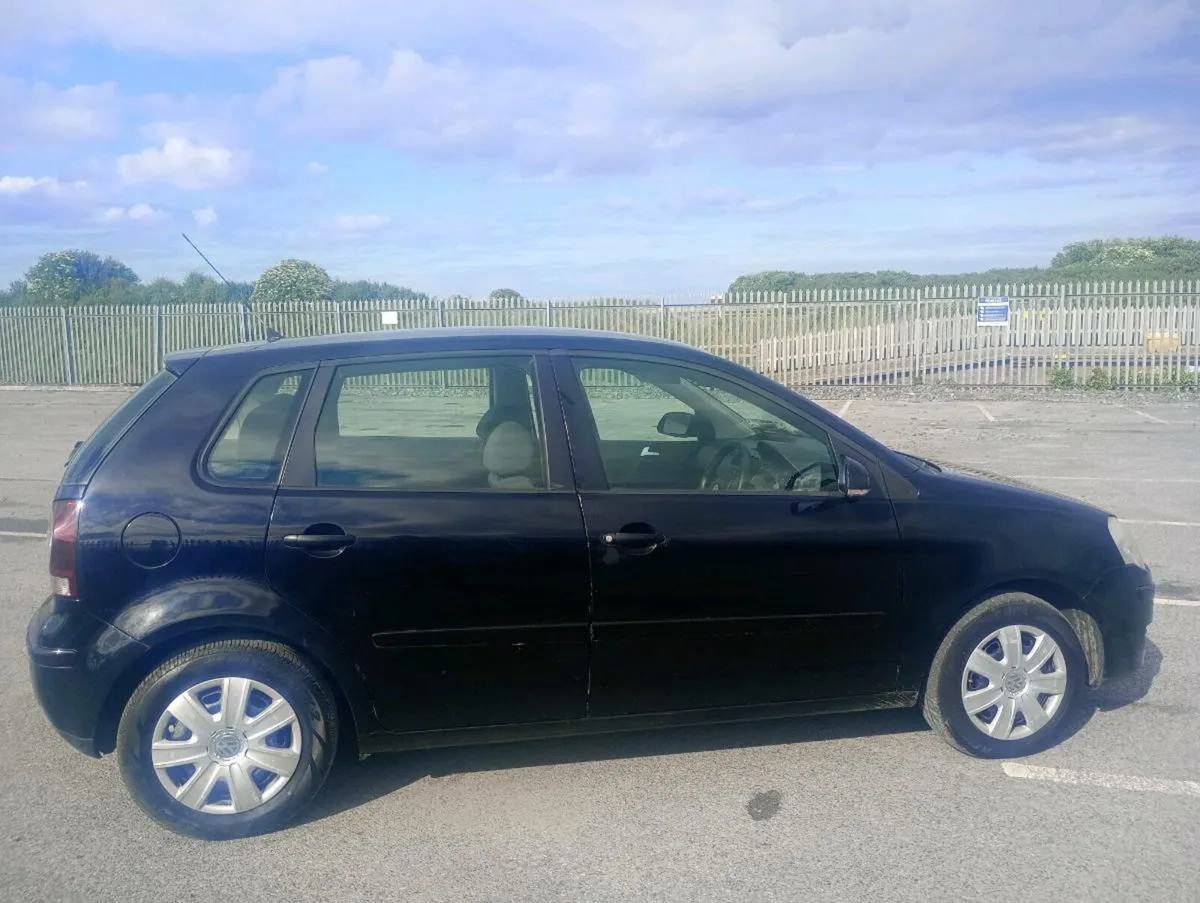 Volkswagen Polo - Image 4