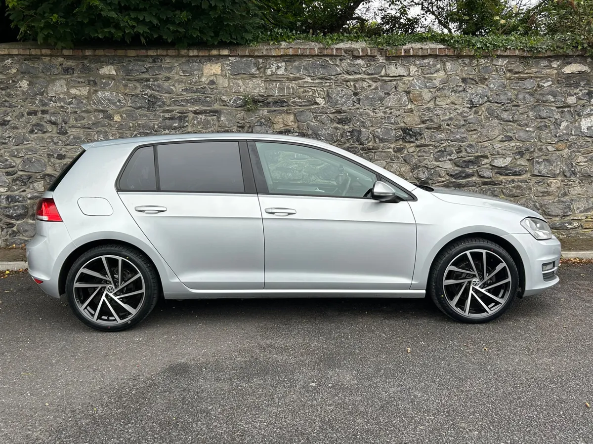 Volkswagen Golf 1.6 TDI (Brand New Alloys) - Image 4