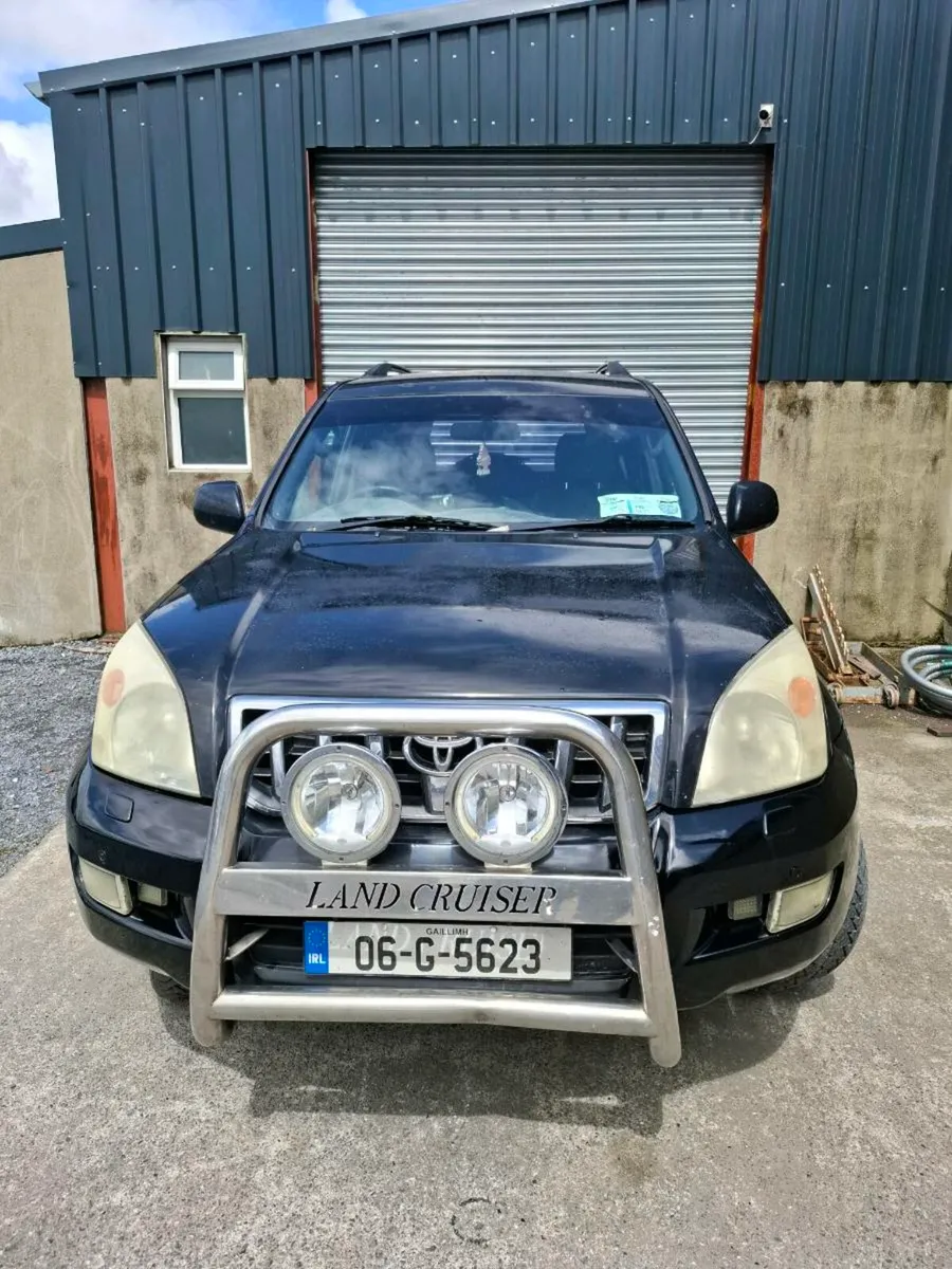 Toyota Landcruiser LOW MILES - Image 2