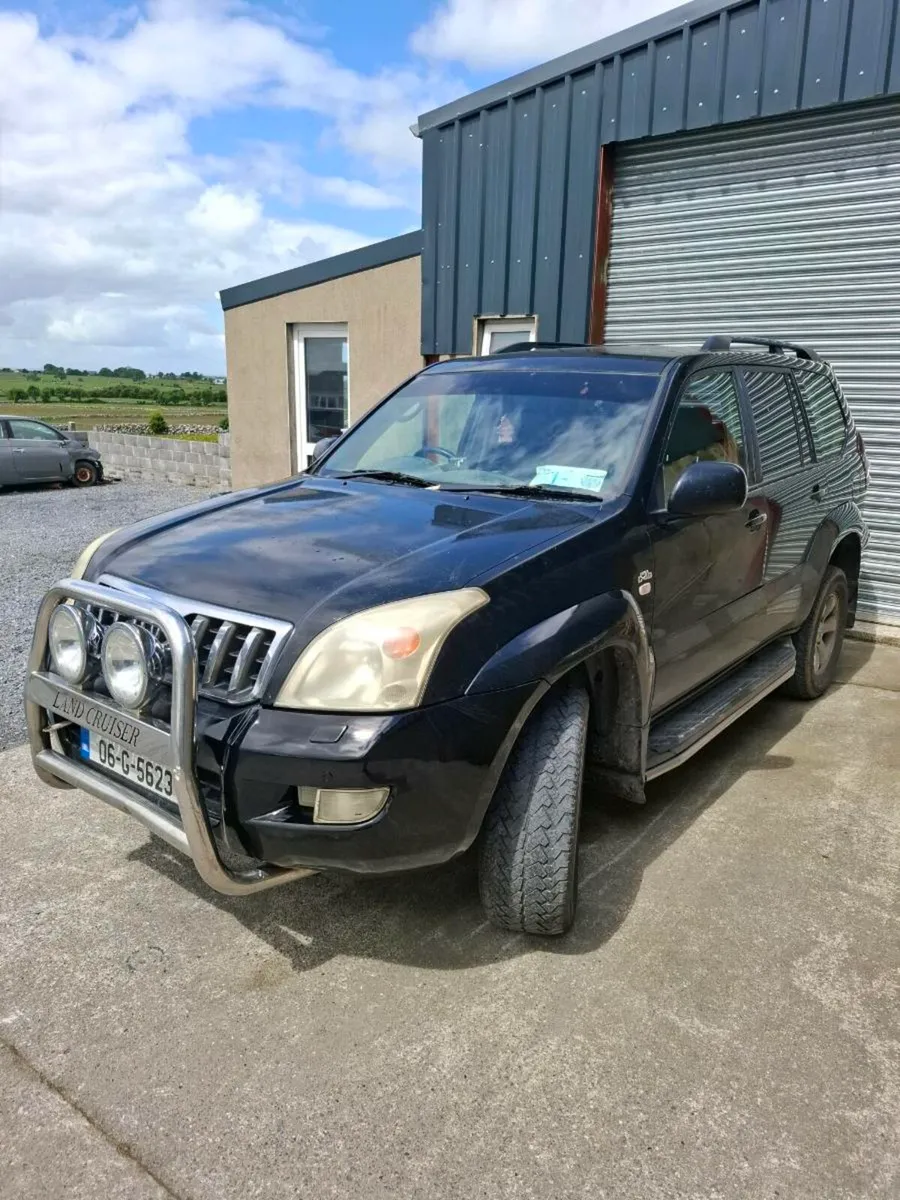 Toyota Landcruiser LOW MILES - Image 4