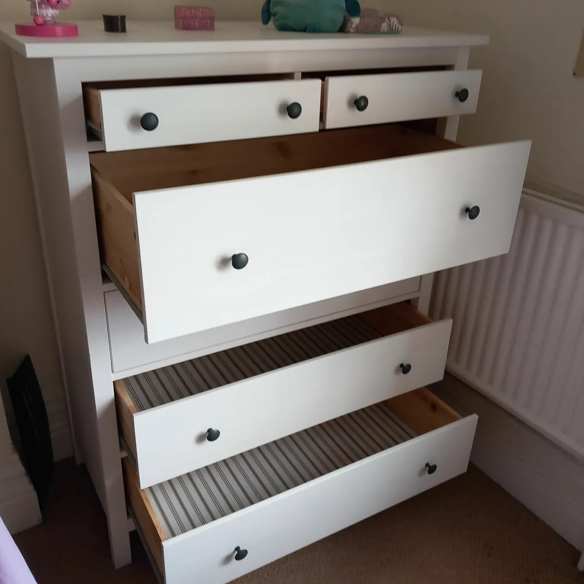 Chest of drawers - Image 2