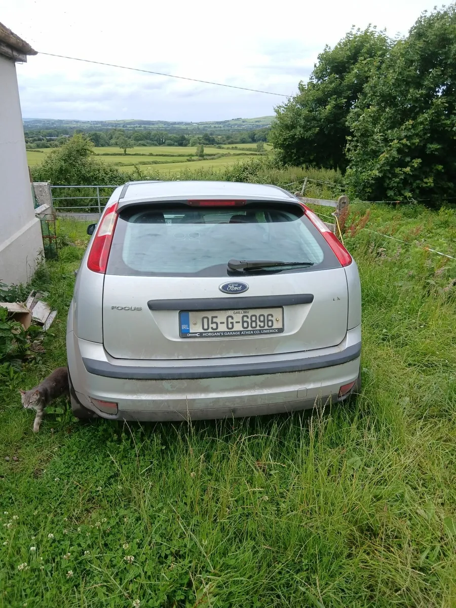 Ford Focus 2005 - Image 2
