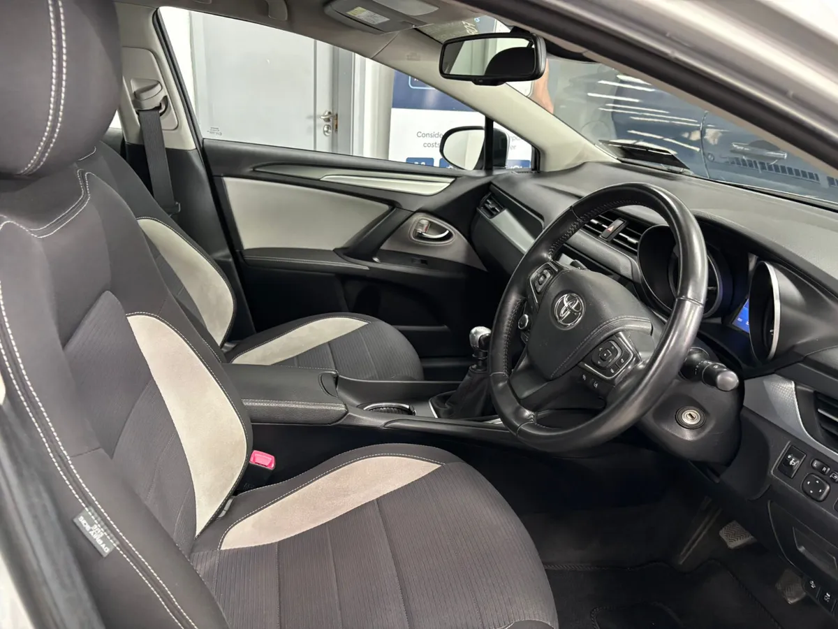 Toyota Avensis 2018 1.6 D4D  BUSINESS EDITION - Image 4