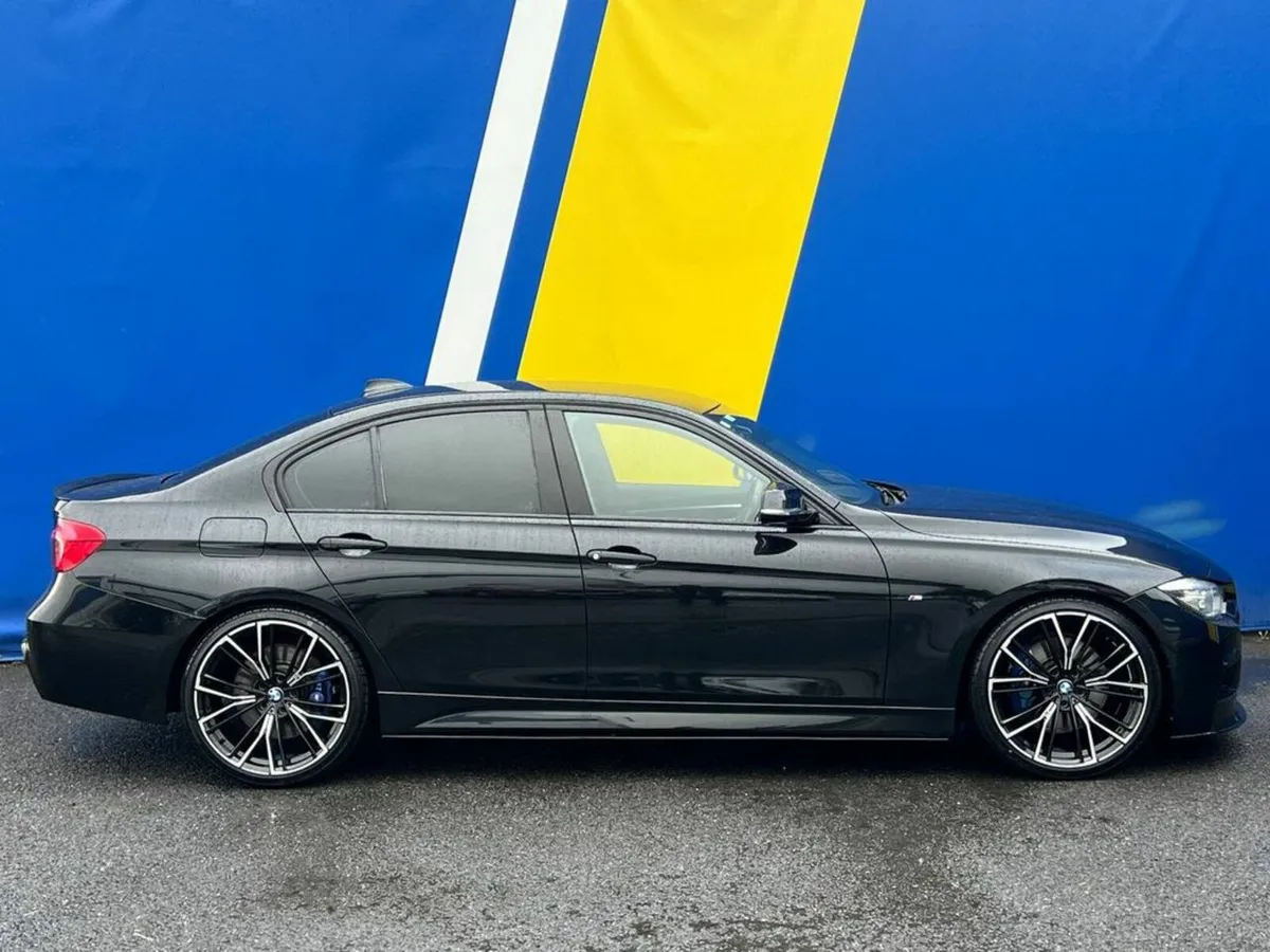 BMW 3-Series 320d M-SPORT COMPETITION // SHADOW LI - Image 2
