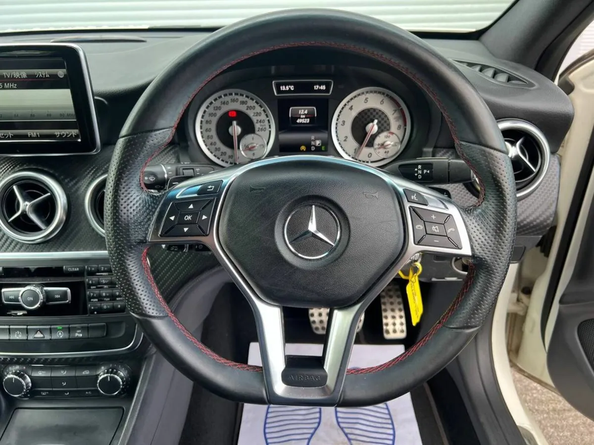 Mercedes-Benz A-Class A180 AMG-SPORT 1.6 AUTO // 1 - Image 4