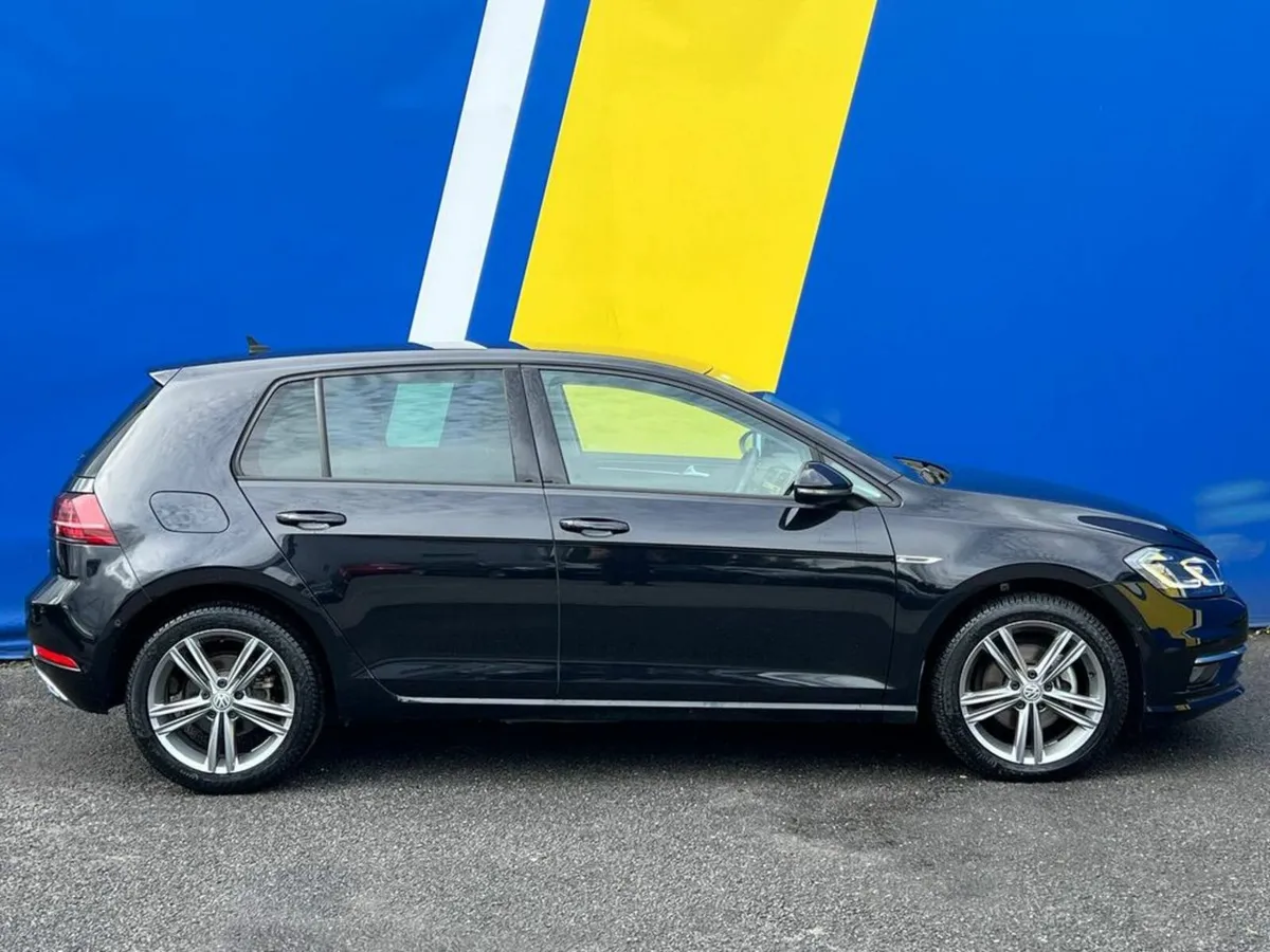 Volkswagen Golf HIGHLINE 2.0 TDI ** HUGE SPEC ** / - Image 2