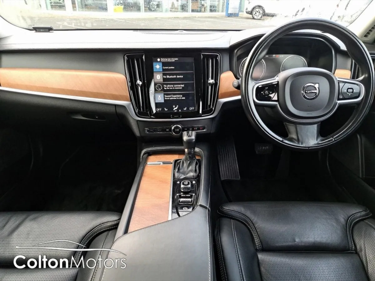 Volvo V90 Inscription D4 Auto 190PS - Image 3