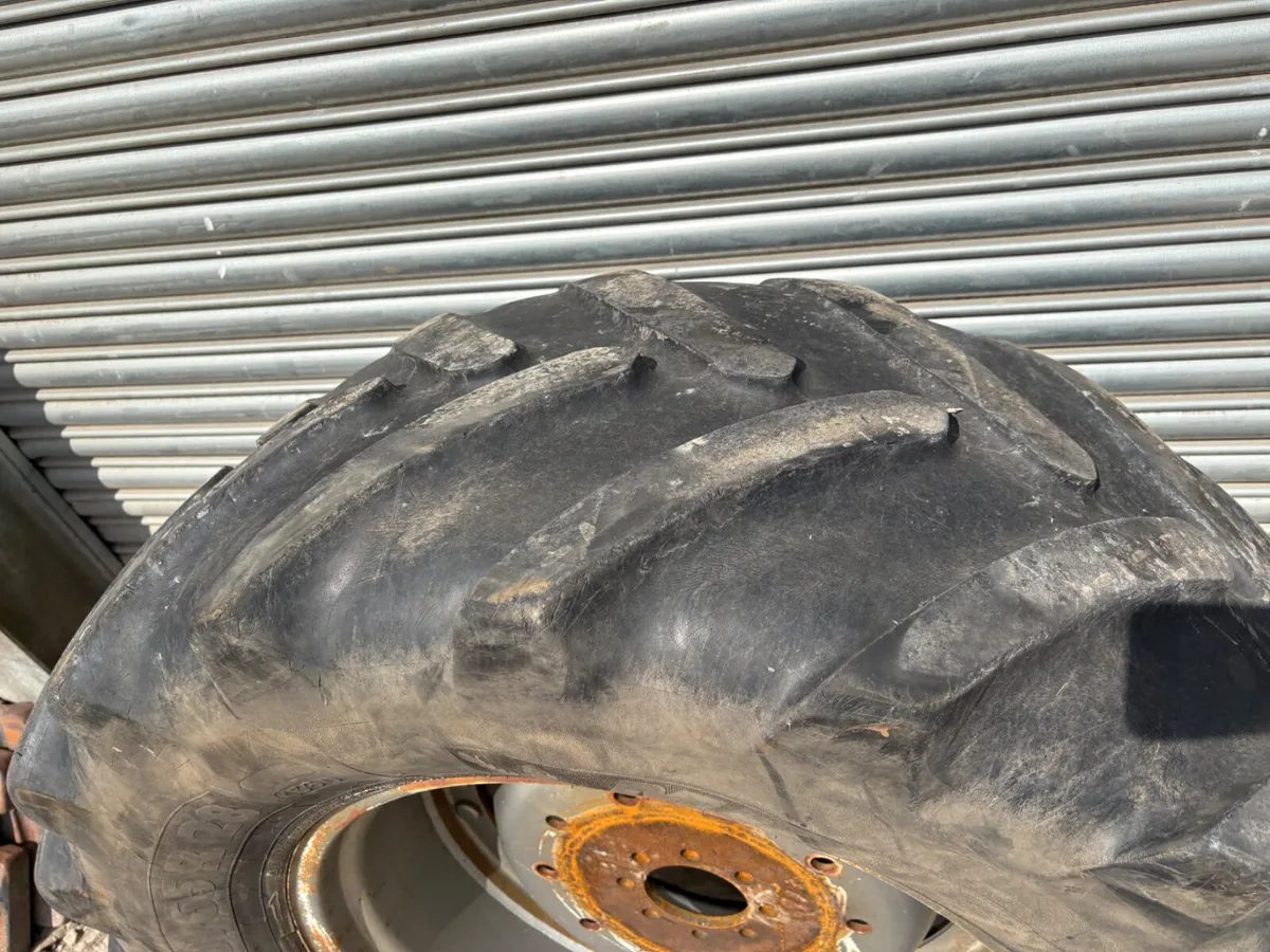 Massey Ferguson 135 wide wheels - Image 3