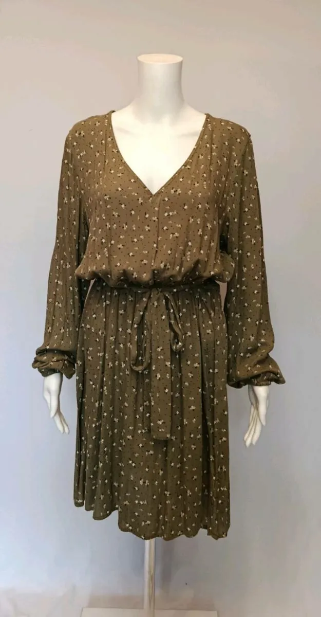 Primark dresses - Image 1