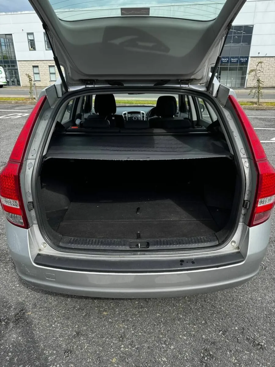 Kia Ceed 2011 - Image 3