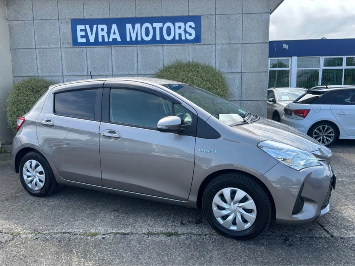 Toyota Vitz Yaris Hybrid Automatic 1.5 Petrol - Image 2