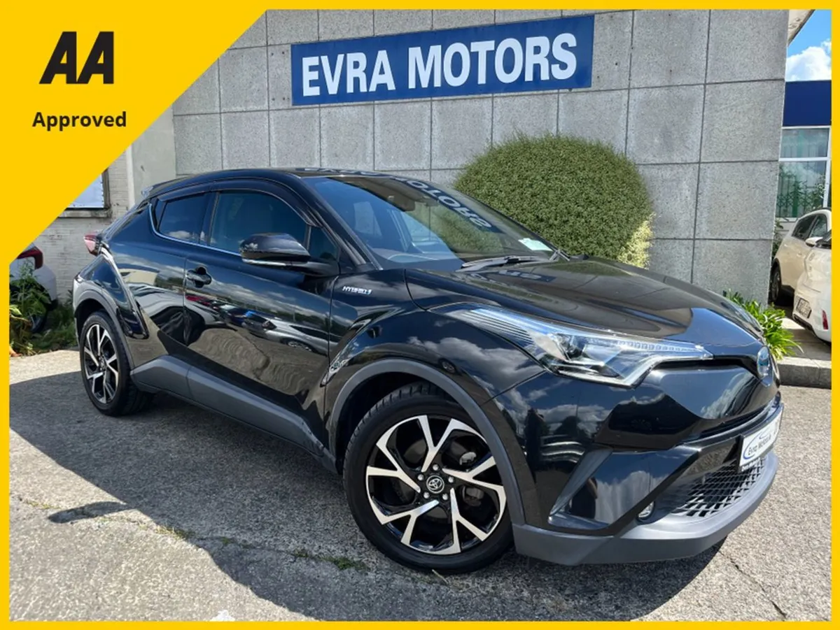 Toyota C-HR SOL Automatic Hybrid 1.8 Petrol //hig - Image 1