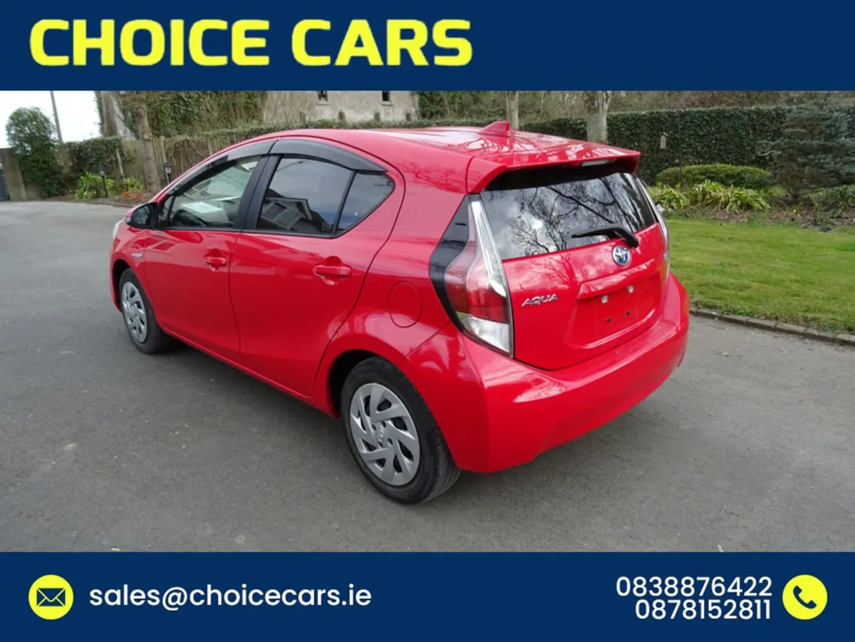 Toyota Aqua 1.5 Auto Hybrid Cruise Control - Image 3