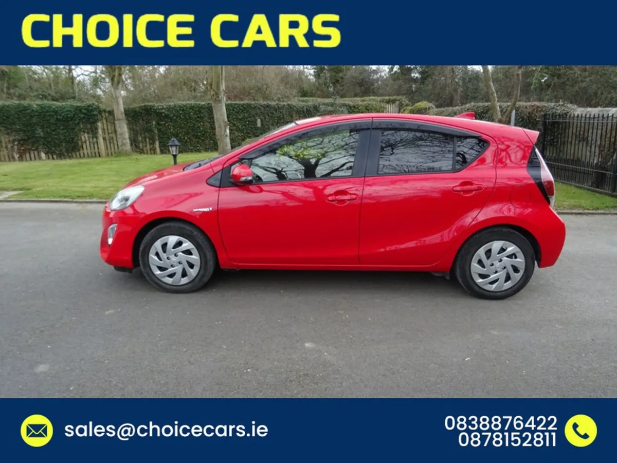 Toyota Aqua 1.5 Auto Hybrid Cruise Control - Image 4