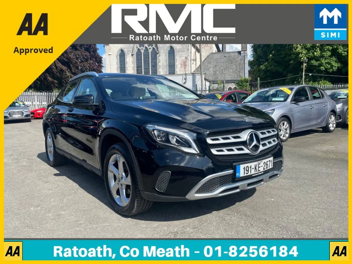 Mercedes-Benz GLA-Class 180 1.6i Petrol Style - Image 1