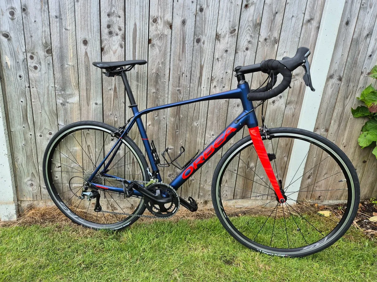 Orbea Avant Endurance Road Bike - Image 1