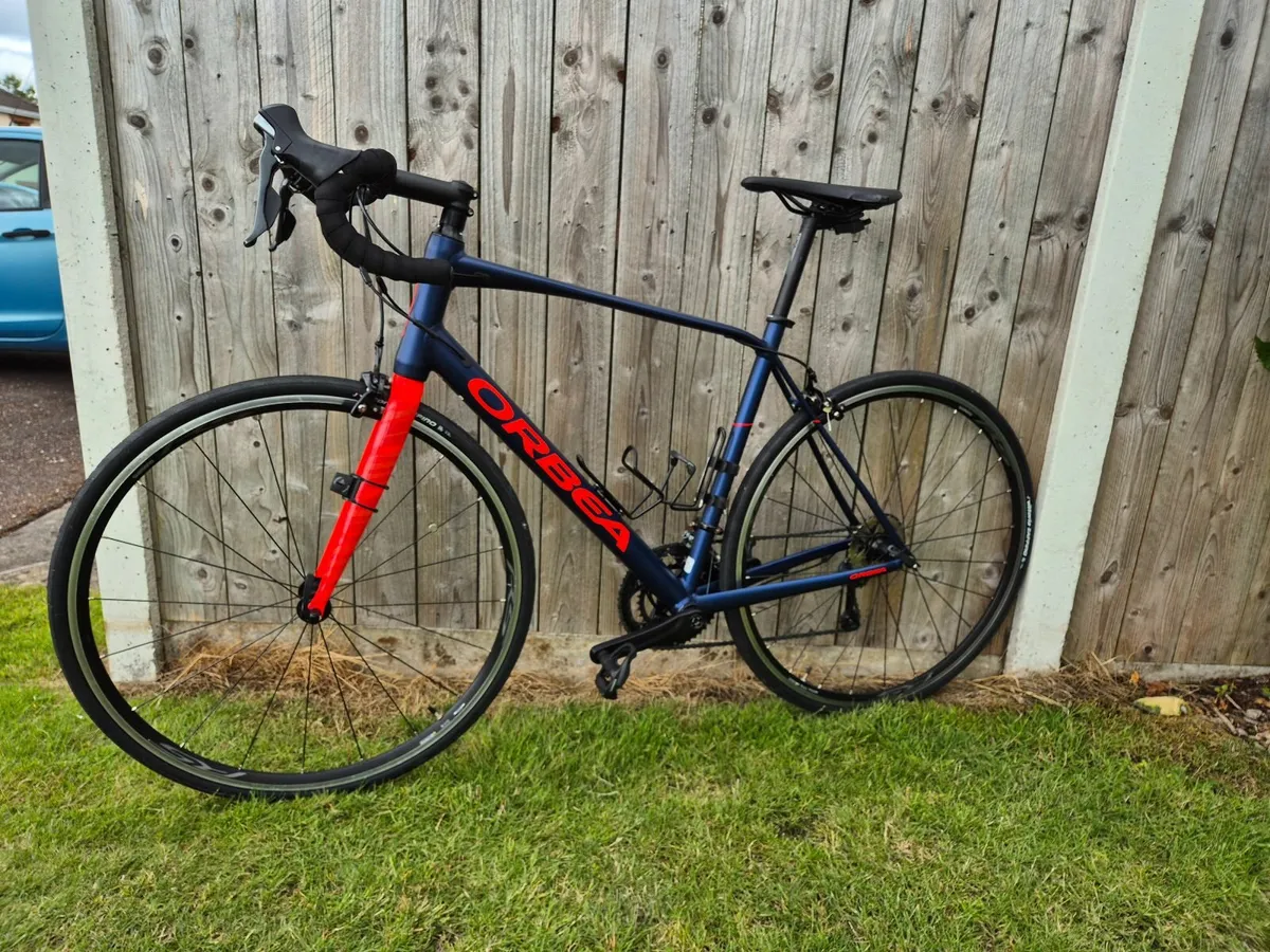 Orbea Avant Endurance Road Bike - Image 4