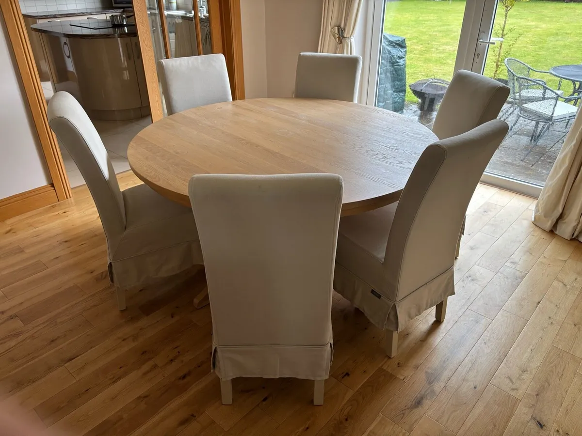Solid brushed white oak table and 6 dinning chairs - Image 2