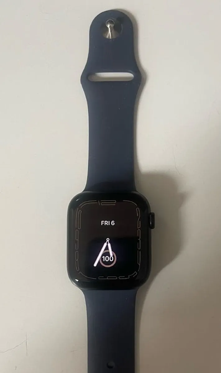 Apple Watch Series 9 Midnight black perfect condition - Image 2