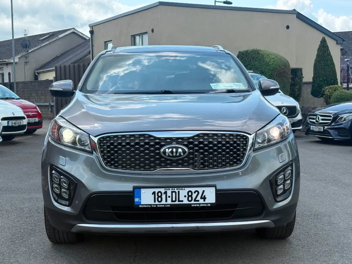 Kia Sorento Platinum AWD (7 Seats) 2.2 Diesel - Image 2