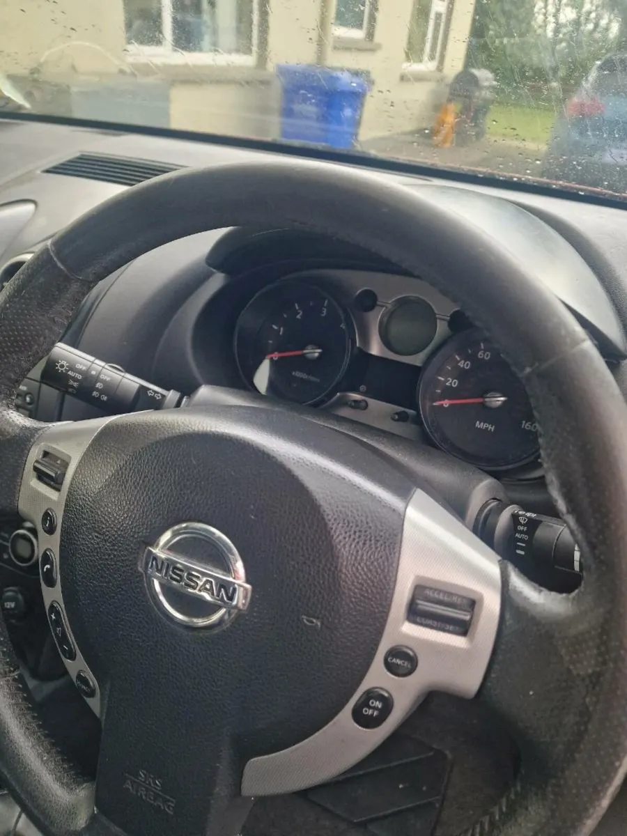Nissian qashqai - Image 4