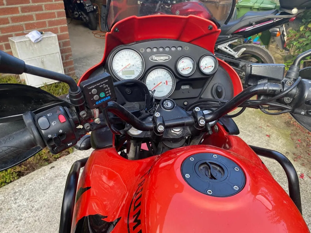 Triumph Tiger 2004 - Image 1