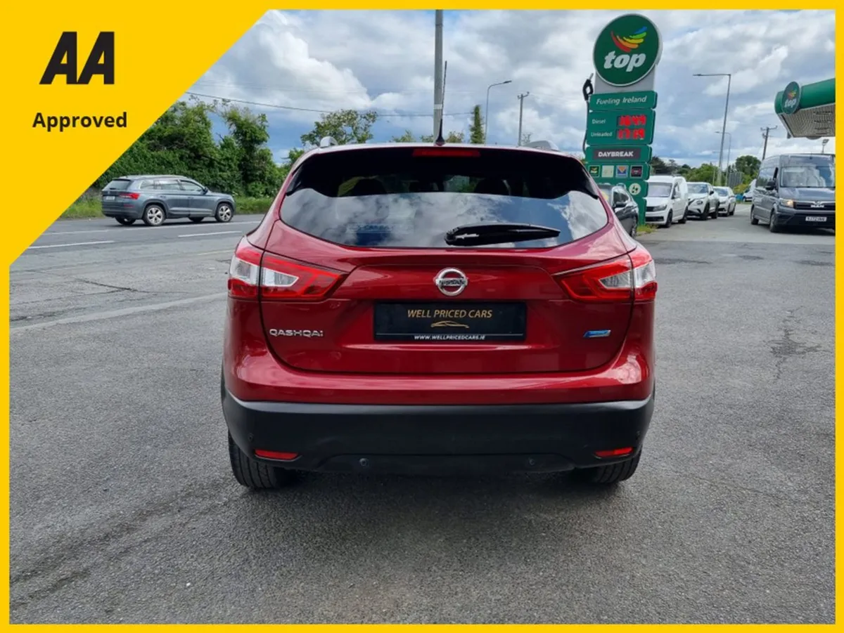 Nissan QASHQAI 1.5 DCI N-connecta 110 110PS 5DR - Image 4