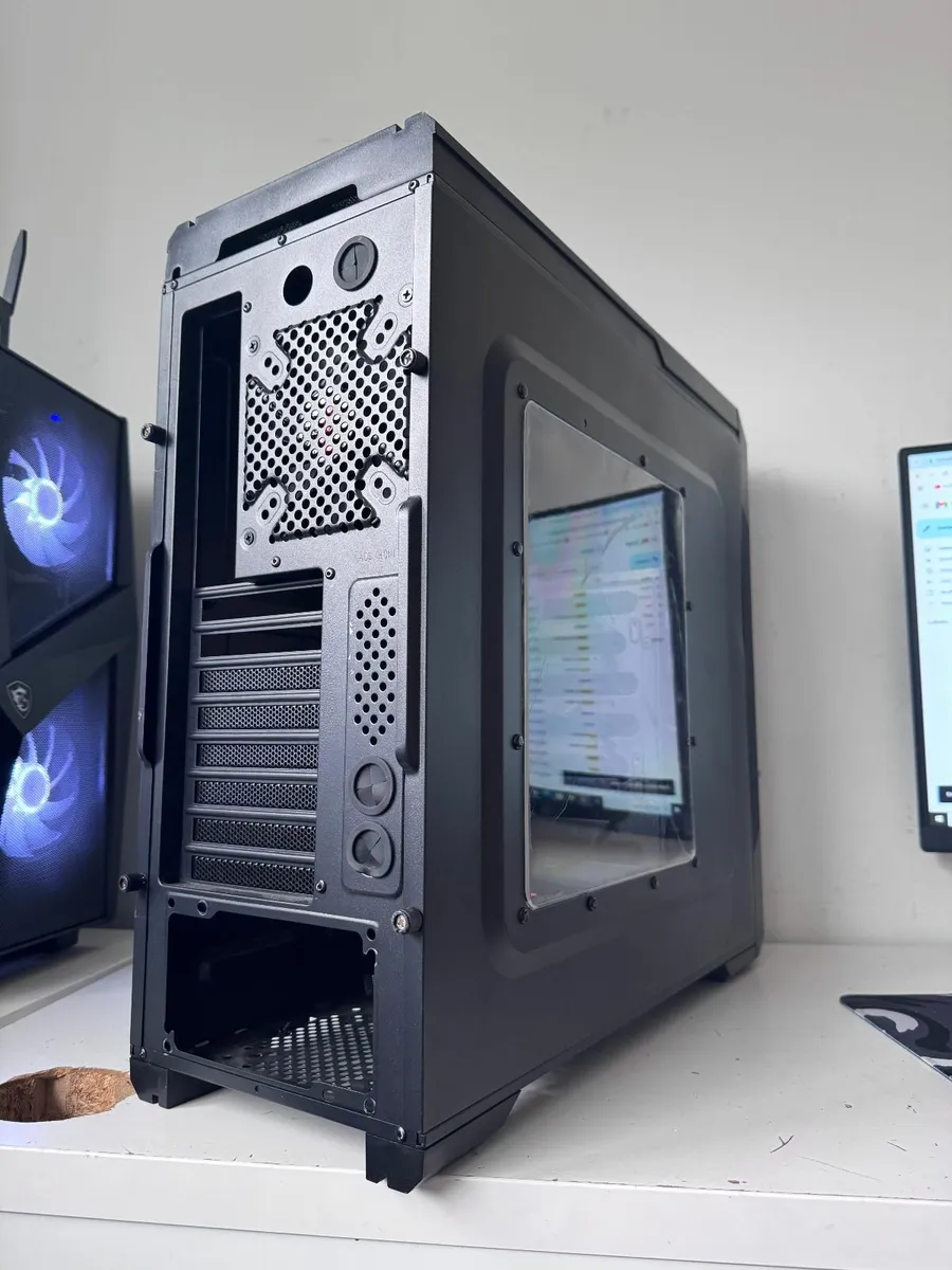 Gaming PC Case - Image 4