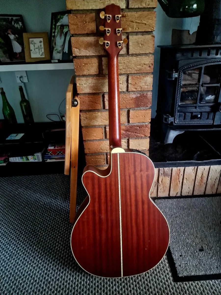Takimine P3NC Pro series semi accoustic guitar - Image 3