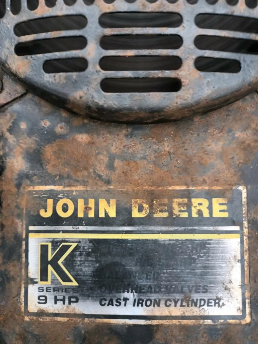 John Deer much Ride mower - Image 2