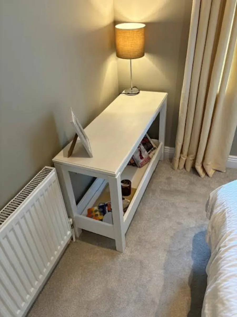 Console Table - Image 1