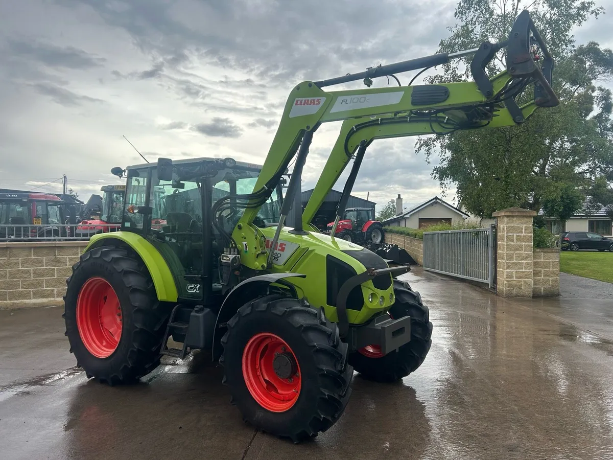Claas Axos 340 + loader **900 hours ** - Image 1