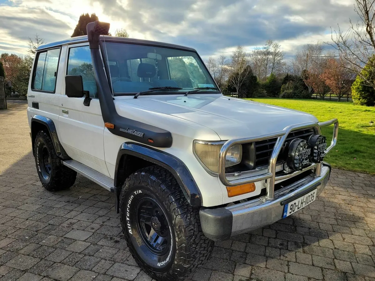 Toyota Land Cruiser LJ70 1990 - Image 4