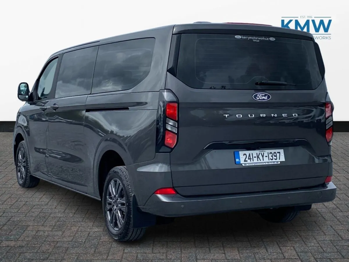Ford Tourneo Custom Limited 2.0 136BHP Auto 9-sea - Image 4