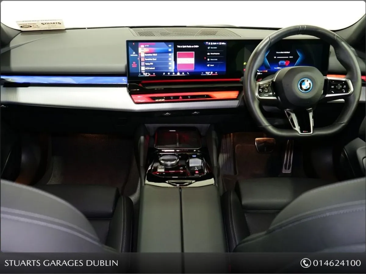 BMW i5  comfort Pack AND Panoramic Sunroof  Tanza - Image 4