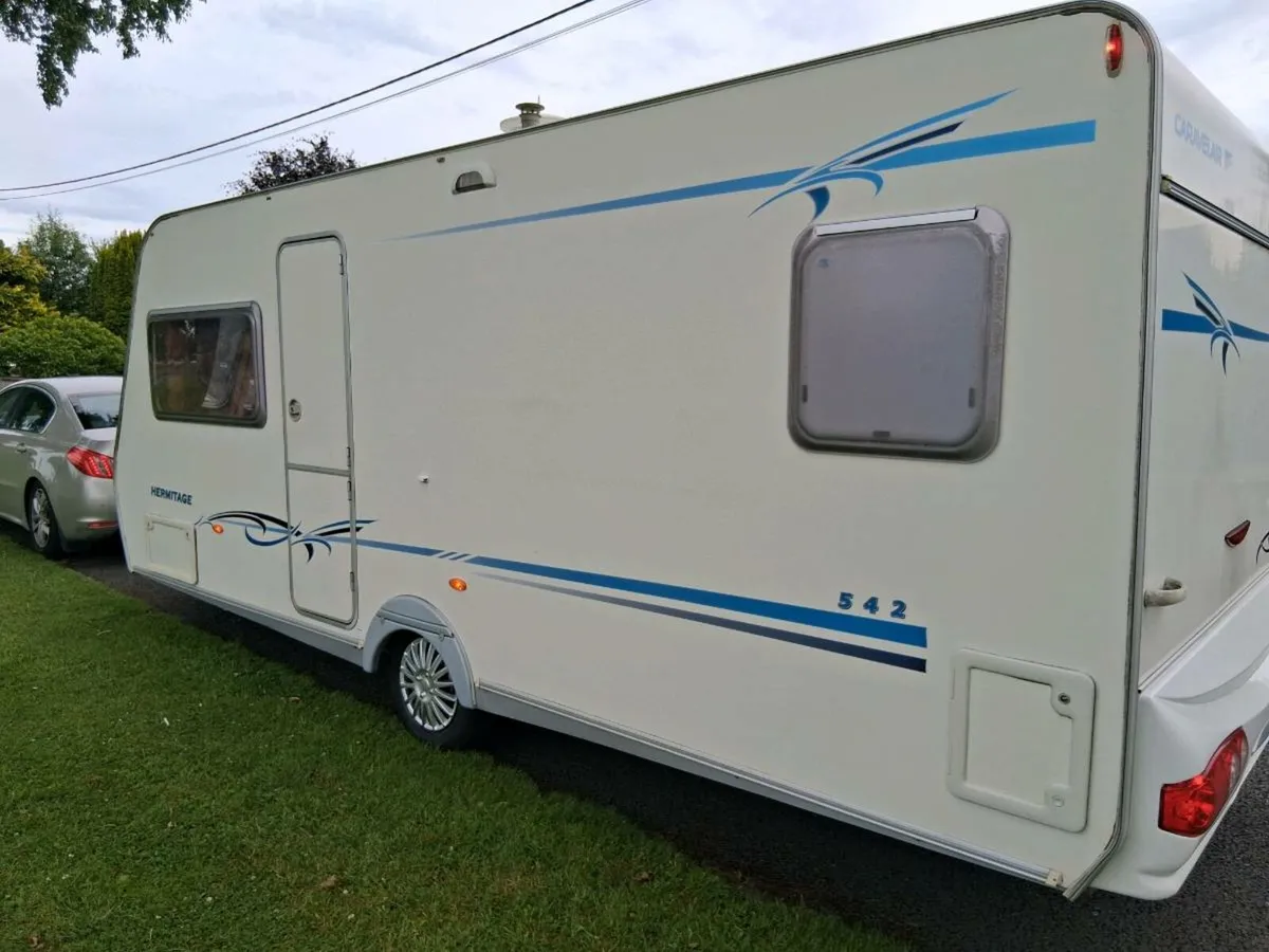 2007 Caravelair caravan 4 berth - Image 4