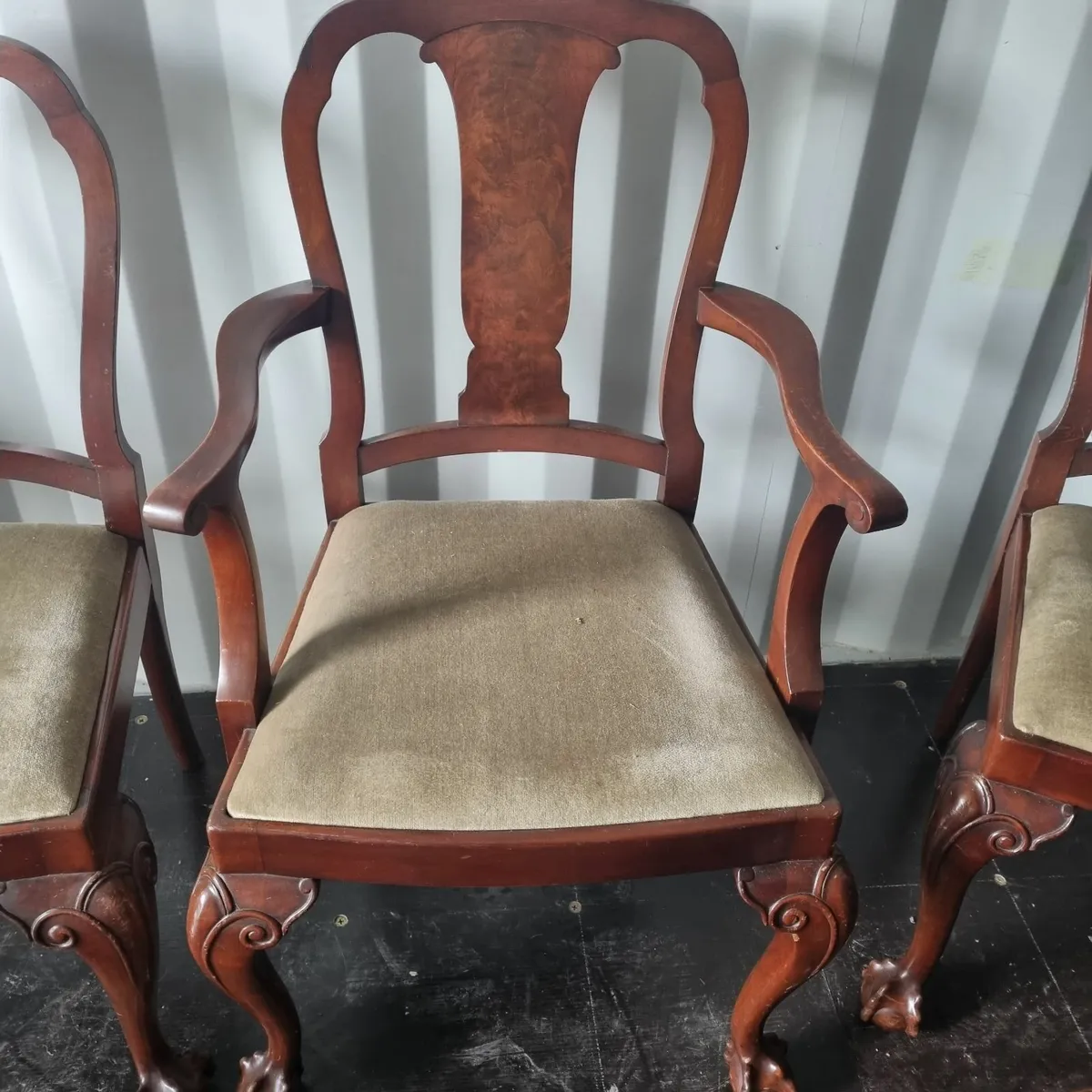 antique walnut dining table & eight chairs - Image 2