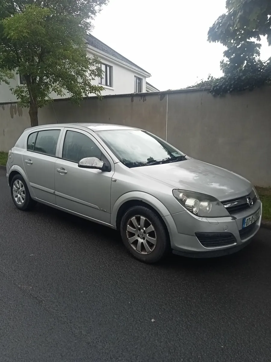 Opel Astra 2007 - Image 1