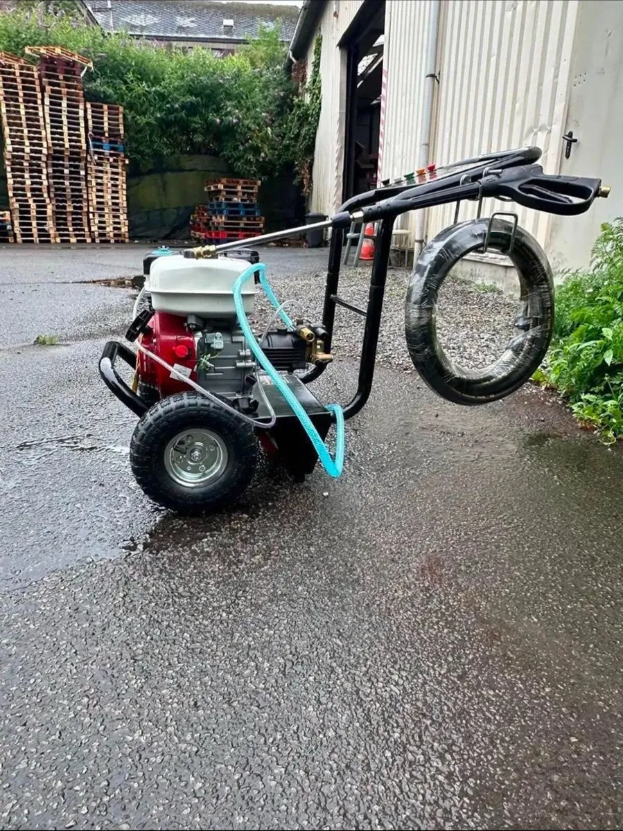 Brand new Nümberg industrial use pressure washer - Image 2